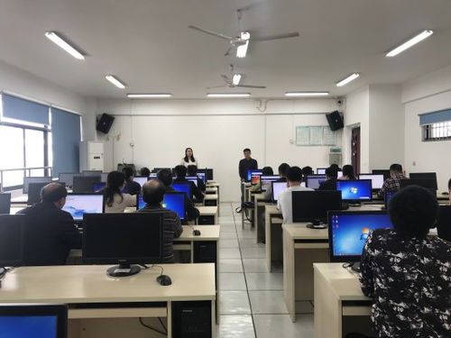 開拓創新，積極進取 以項目與文獻研究驅動研究生教育內涵式發展