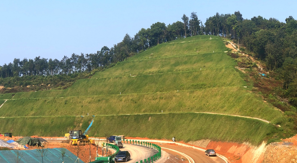 湖北回然護坡綠化工程 構筑生態屏障，重塑綠色礦山